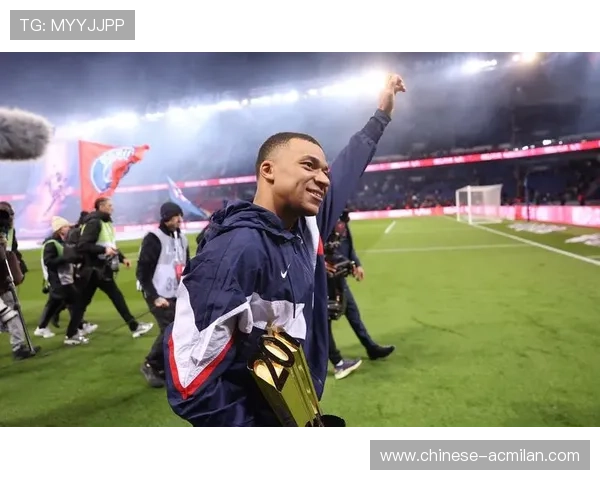 巴黎队内气氛紧张！姆巴佩未来再次被摆上台面